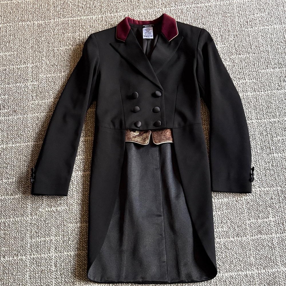 EUC Grand Prix Shadbelly equestrian jacket child sz 12